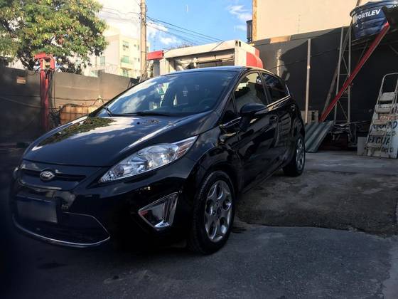 FORD FIESTA 1.6 MPI HATCH 8V FLEX 4P MANUAL FORD FIESTA 1.6 MPI HATCH 8V FLEX 4P MANUAL